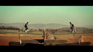 Head Tennis / Czar Film
